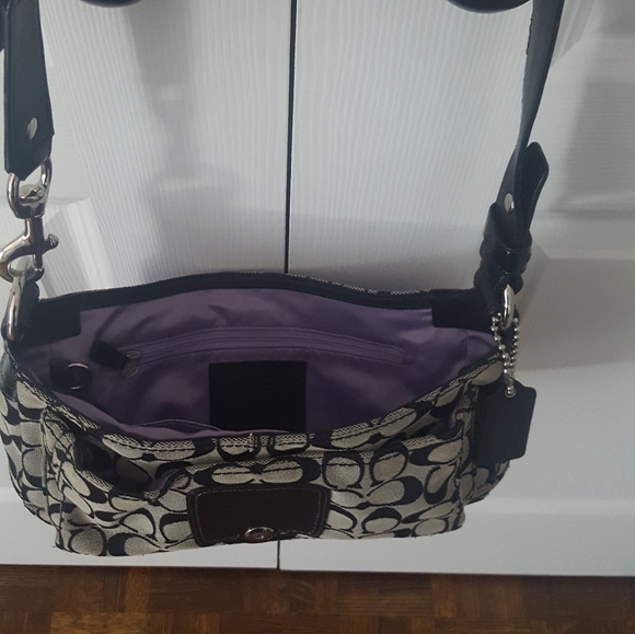 Authentic Coach purse - Picture 2 of 2